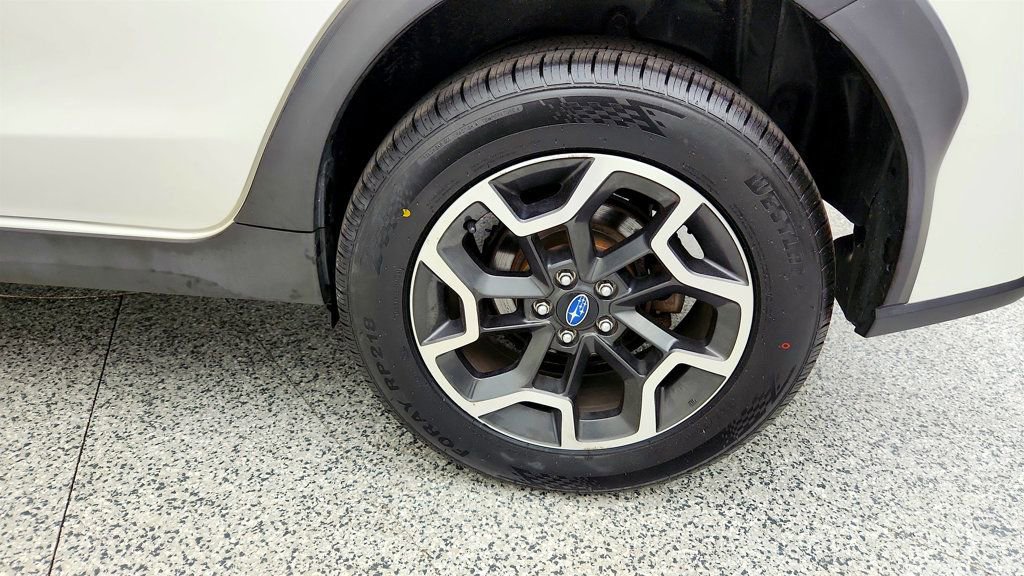 Used 2017 Subaru Crosstrek 2.0i Premium AWD/4WD image 9