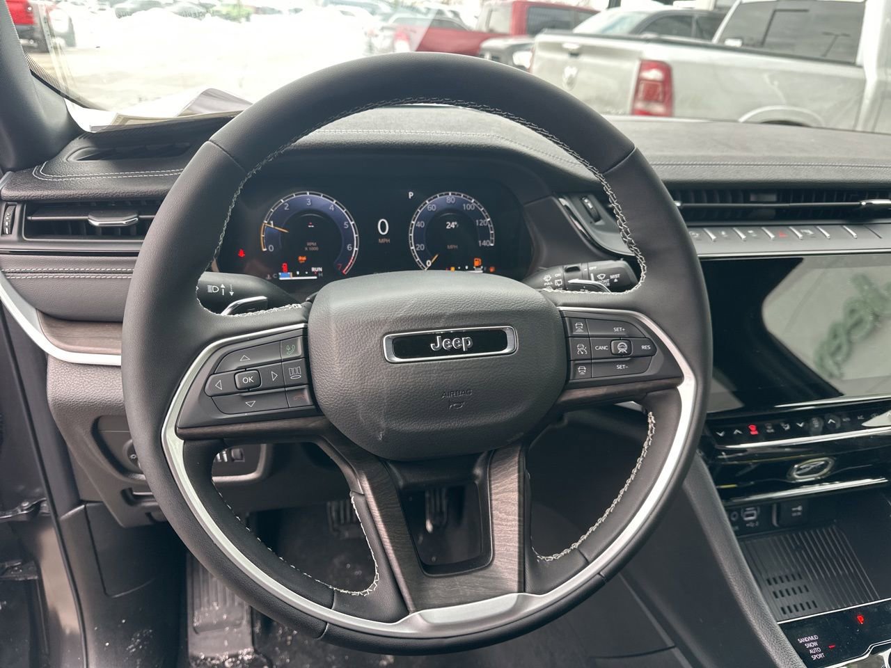 New 2026 Jeep Grand Cherokee Laredo image 18