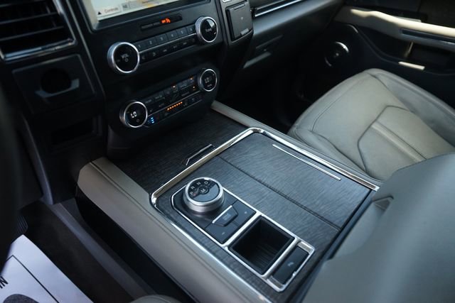 Used 2019 Ford Expedition Limited RWD image 30