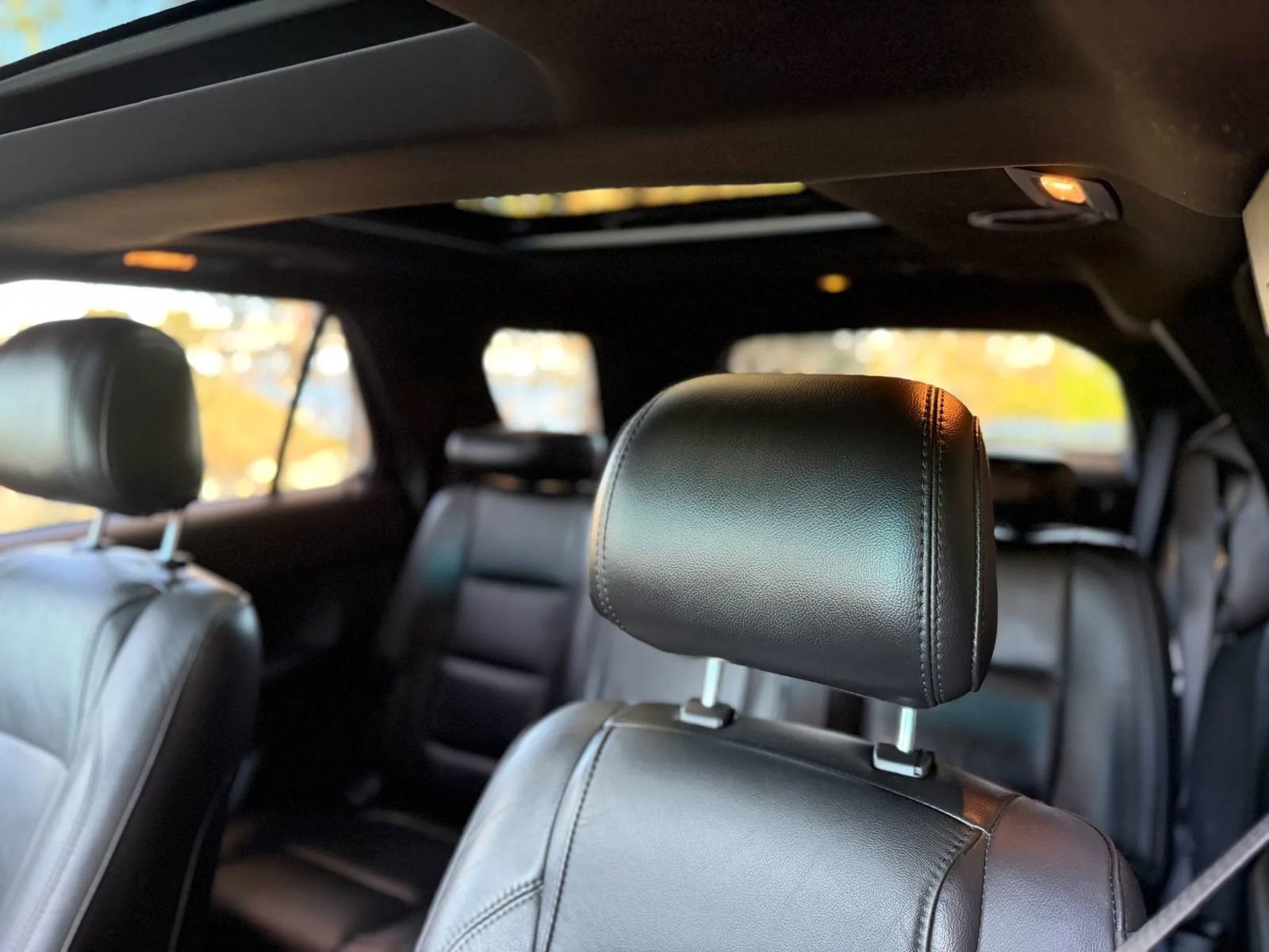 Used 2015 Ford Explorer Limited image 11