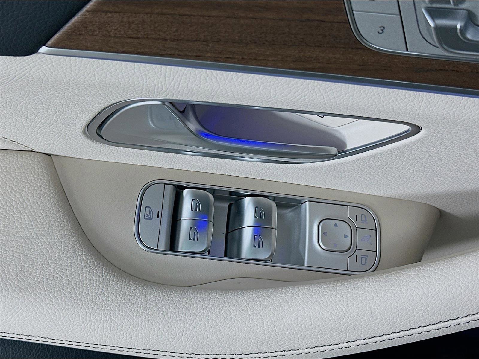 Used 2026 Mercedes-Benz GLS 450 4MATIC image 23