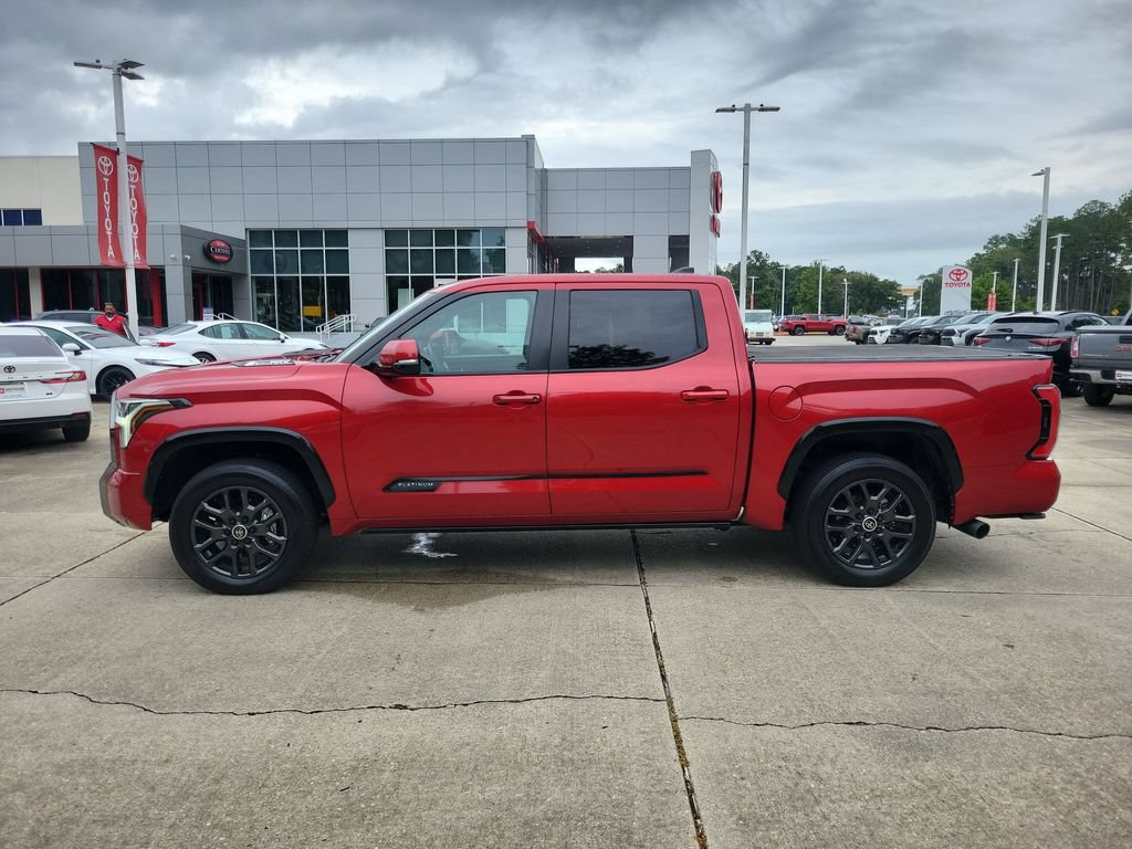 Used 2024 Toyota Tundra Platinum AWD/4WD image 2