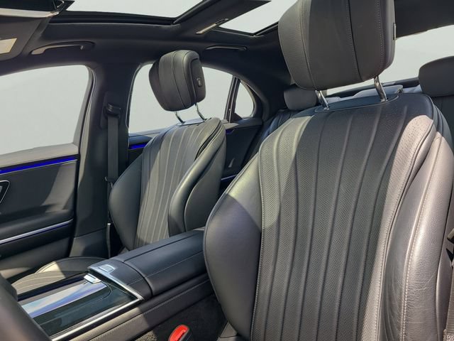 Used 2023 Mercedes-Benz S 580 4MATIC Sedan w/ AMG Line image 20
