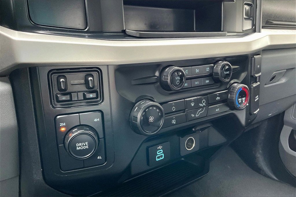 Used 2024 Ford F250 XLT image 23