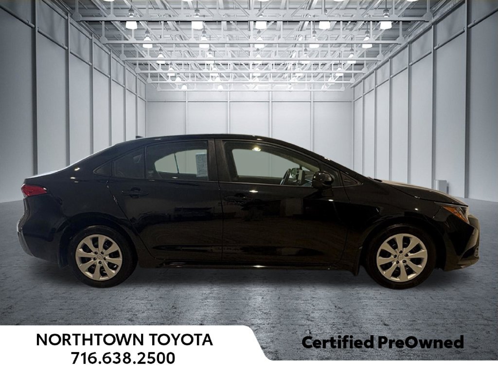 Used 2023 Toyota Corolla LE w/ Carpet Mat Package (TMS) FWD image 4