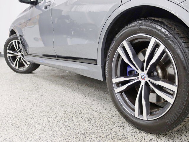 Used 2023 BMW X7 M60i w/ Executive Package image 12