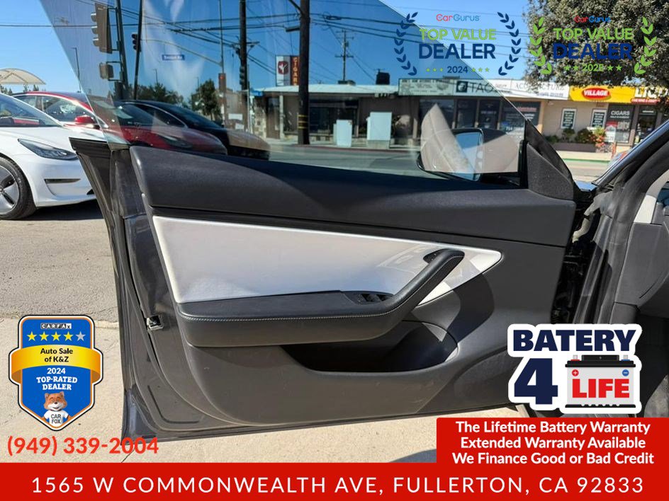 Used 2019 Tesla Model 3 Standard Range Plus image 24
