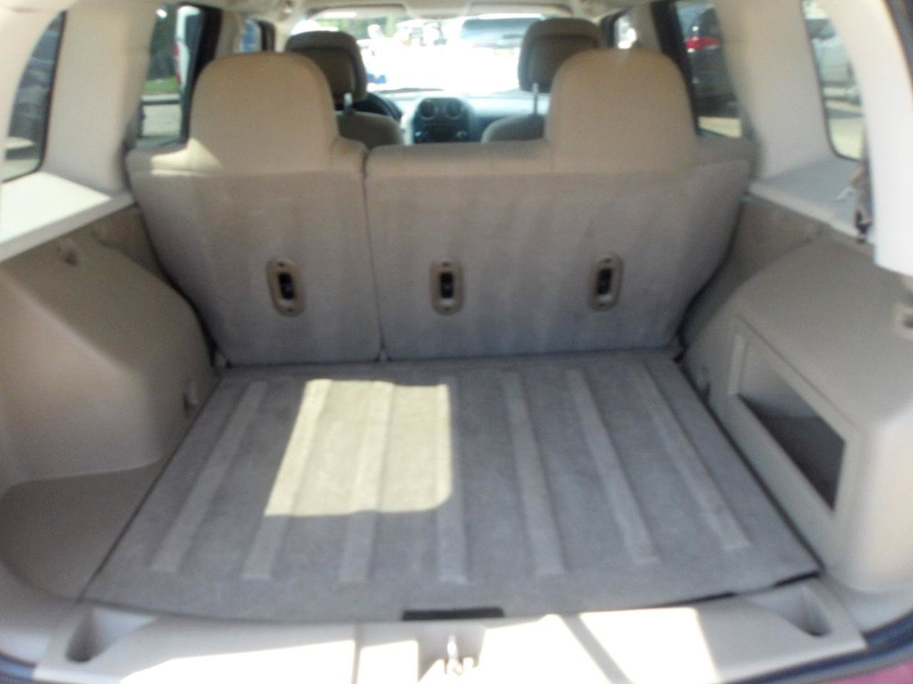 Used 2014 Jeep Patriot Latitude FWD image 13