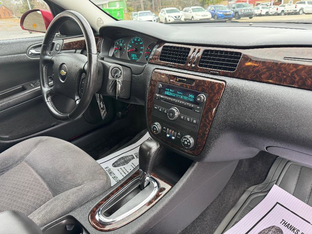 Used 2013 Chevrolet Impala LT image 29