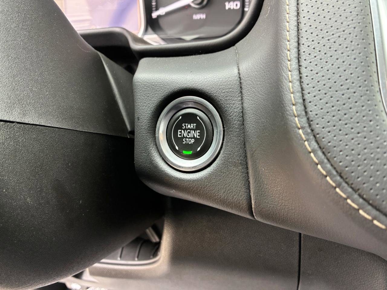 Used 2021 GMC Yukon XL SLT image 27