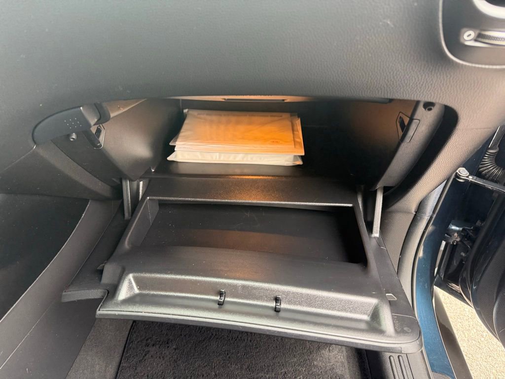 Used 2017 Kia Soul + image 26