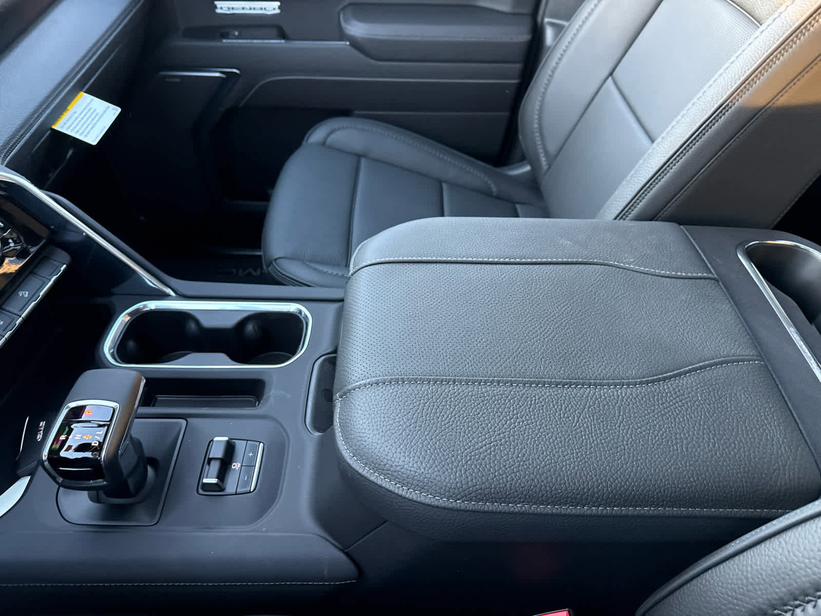 New 2026 GMC Sierra 1500 Denali w/ Denali Reserve Package image 23