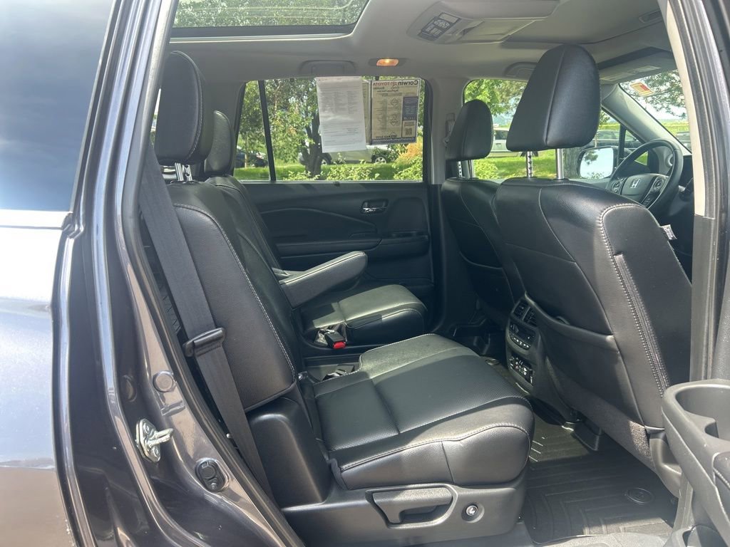 Used 2018 Honda Pilot Elite image 16