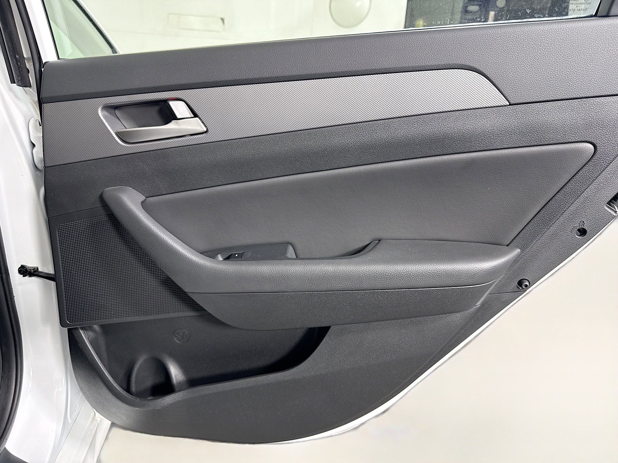 Used 2019 Hyundai Sonata SEL w/ Tech Package 02 FWD image 28