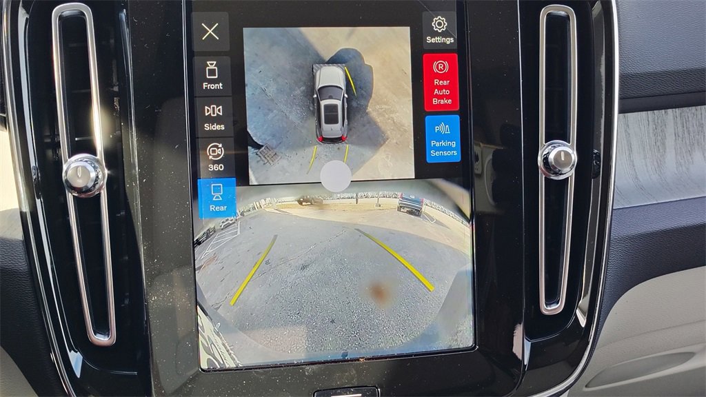 New 2026 Volvo XC40 B5 Plus w/ Protection Package Premier image 20