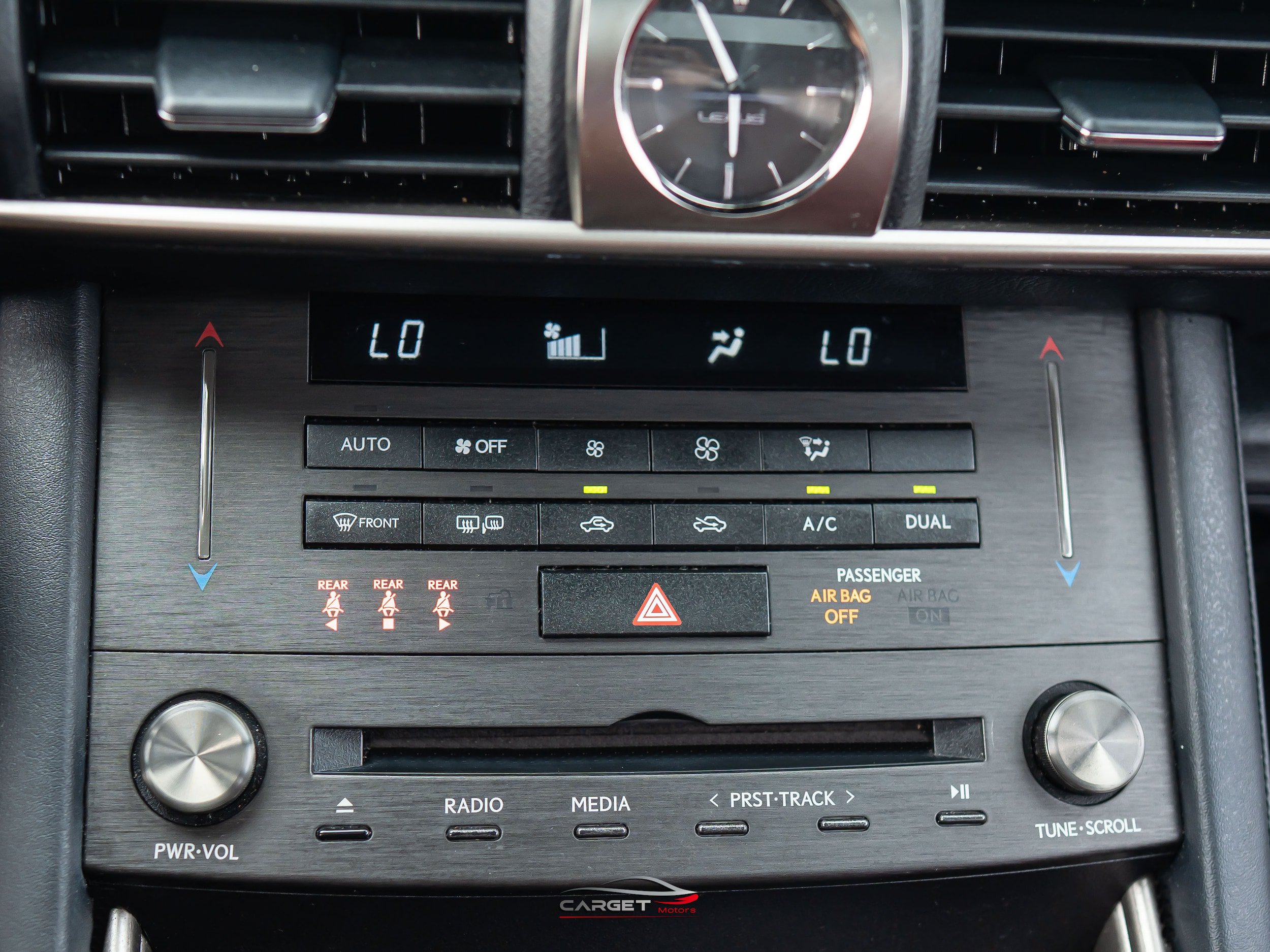 Used 2019 Lexus IS 350 F Sport w/ F Sport Package RWD image 30