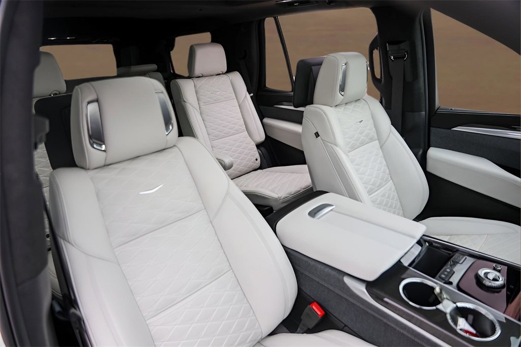 Certified 2025 Cadillac Escalade V w/ LPO, Floor Liner Package image 33