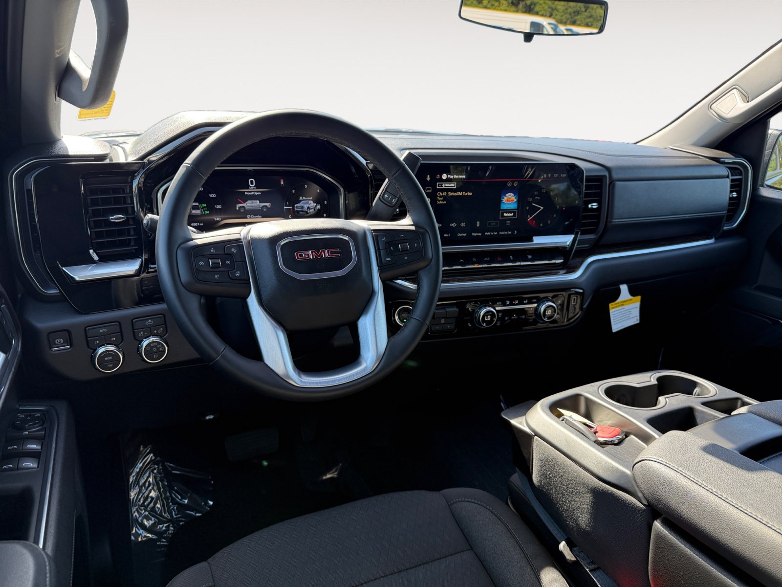 Used 2026 GMC Sierra 1500 Elevation w/ Elevation Select Package AWD/4WD image 15