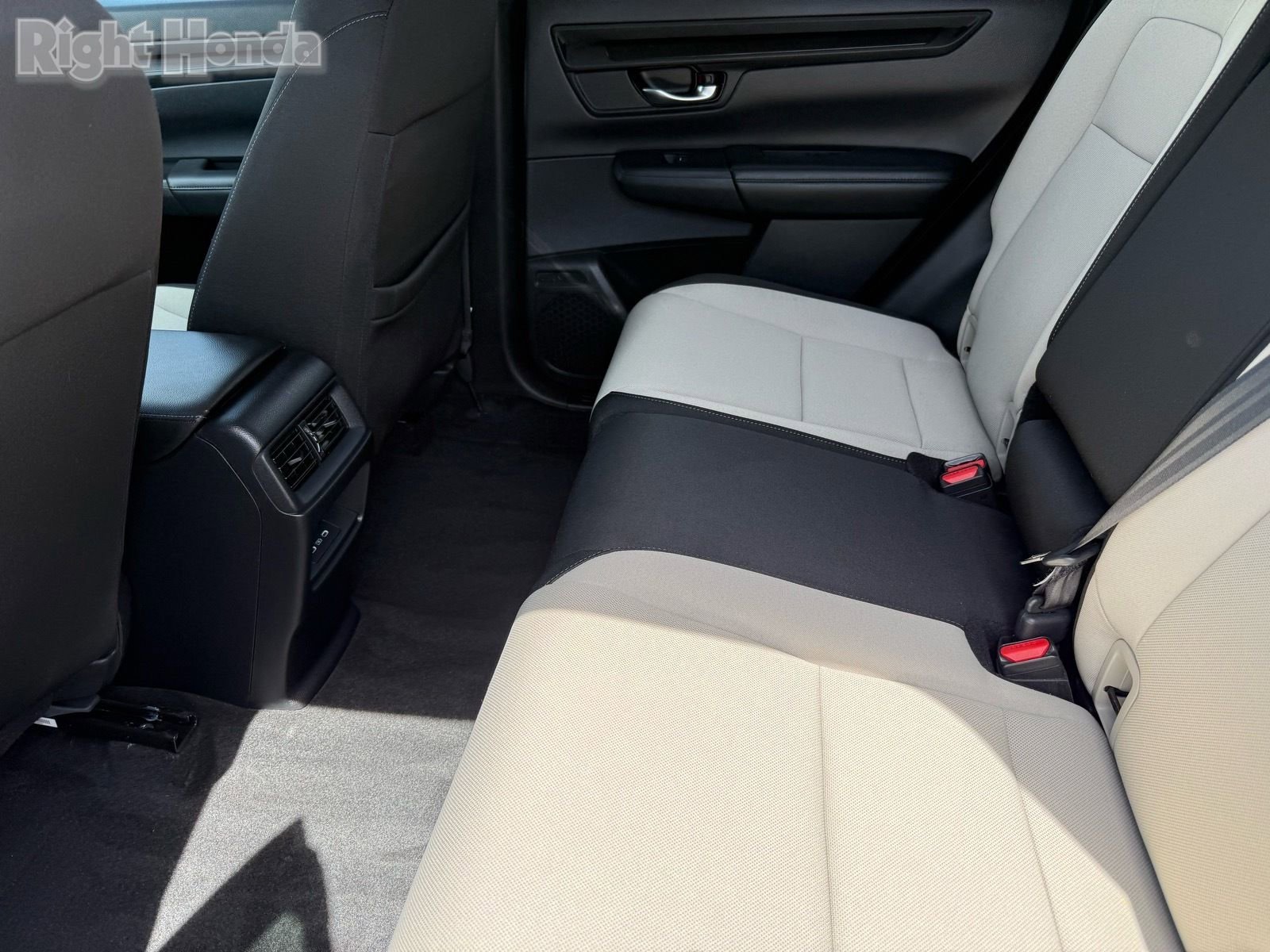 Used 2024 Honda CR-V EX image 27