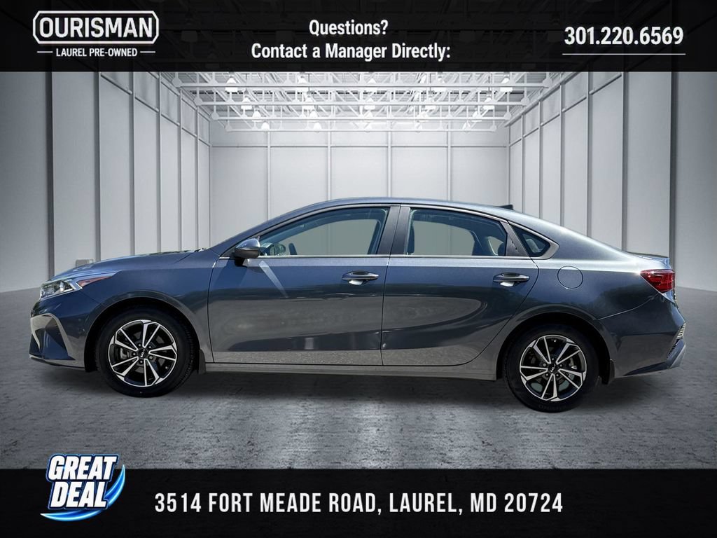 Used 2022 Kia Forte LXS FWD image 3
