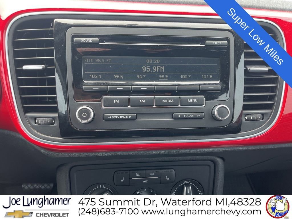 Used 2014 Volkswagen Beetle 2.5 image 15