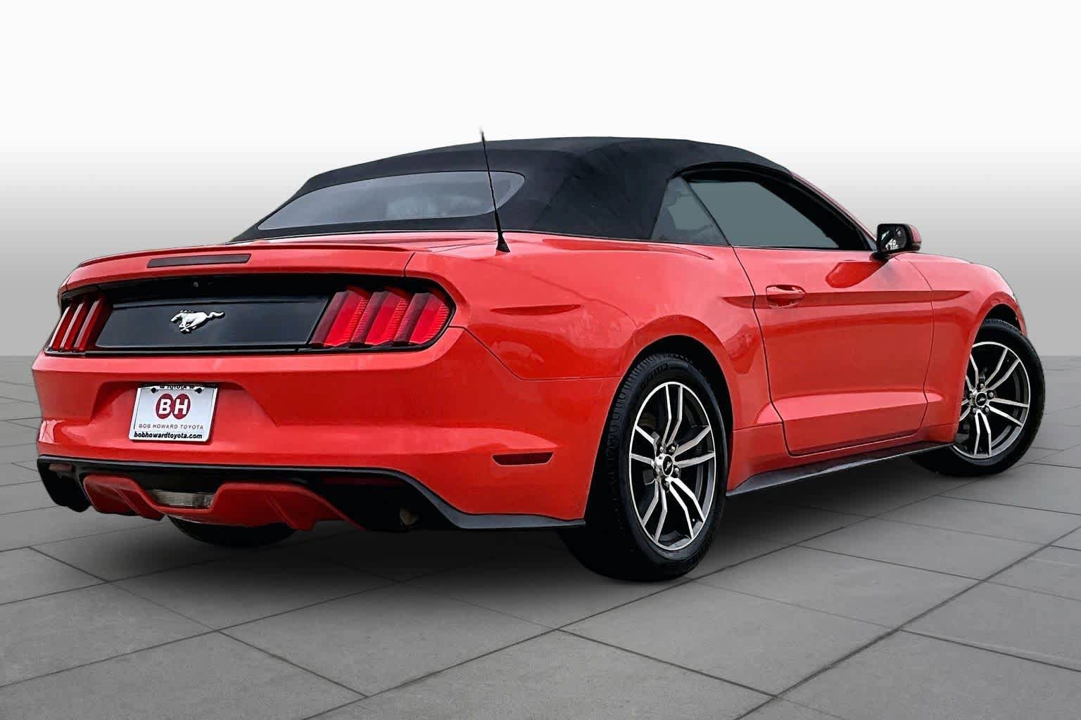 Used 2016 Ford Mustang Premium RWD image 12