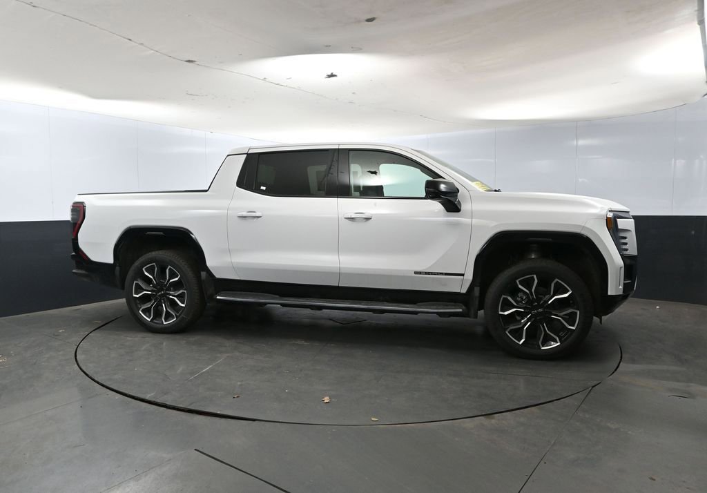 New 2025 GMC Sierra EV Denali image 3