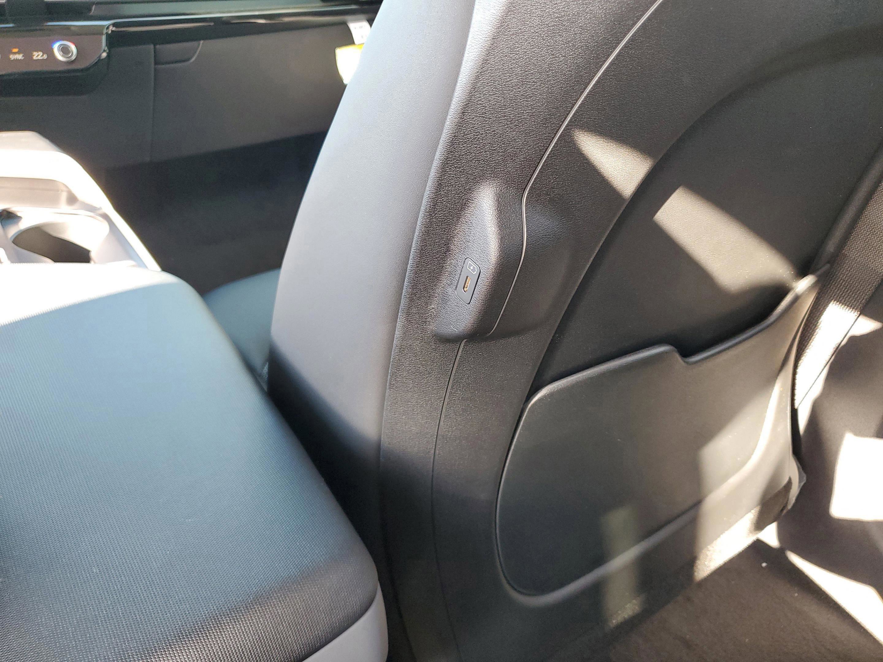 New 2025 Kia EV6 Light w/ Light LR Technology Package image 22