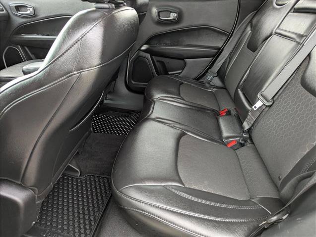 Used 2018 Jeep Compass Latitude AWD/4WD image 18