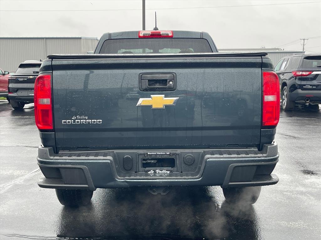 Used 2018 Chevrolet Colorado W/T w/ Custom Special Edition image 19