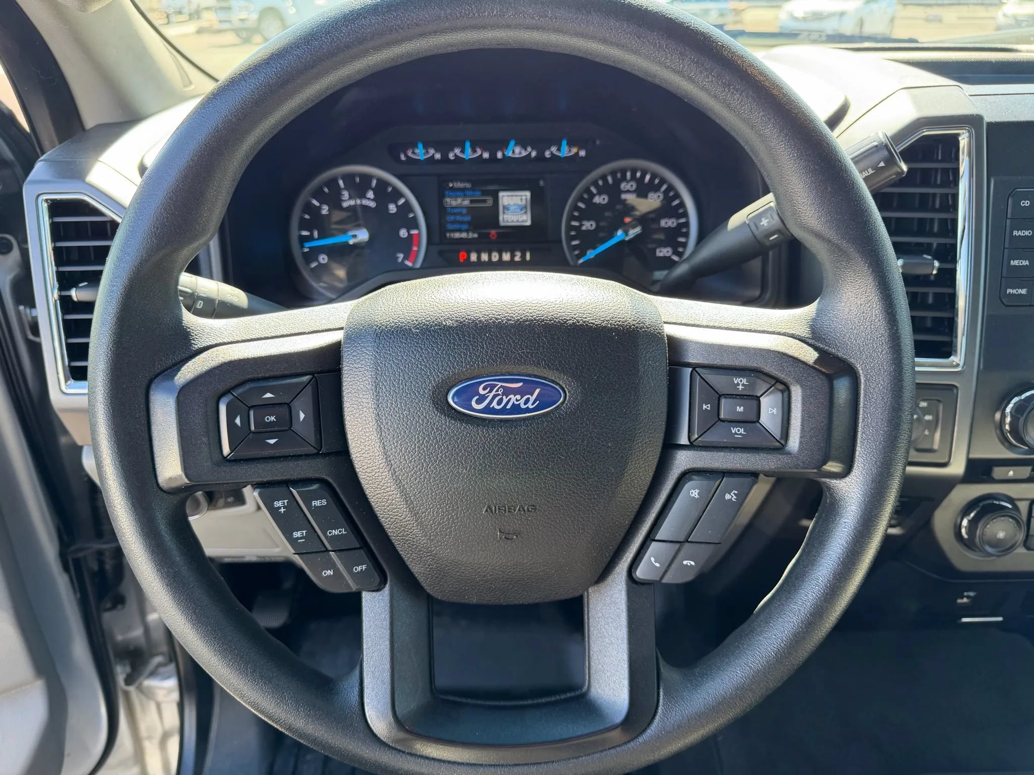 Used 2017 Ford F250 XLT w/ FX4 Off-Road Package AWD/4WD image 15
