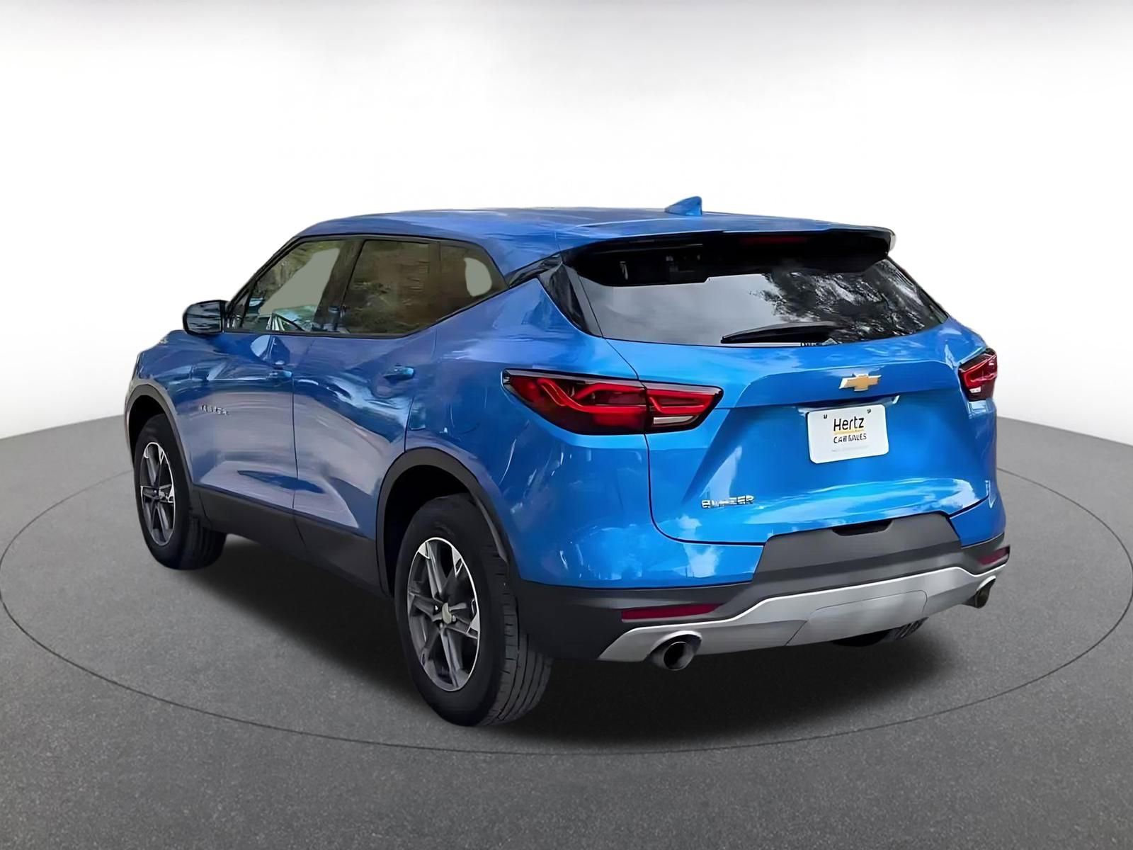 Used 2025 Chevrolet Blazer LT image 11