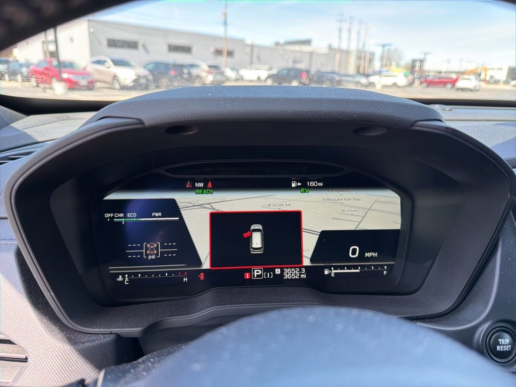 Used 2025 Subaru Forester Premium image 9