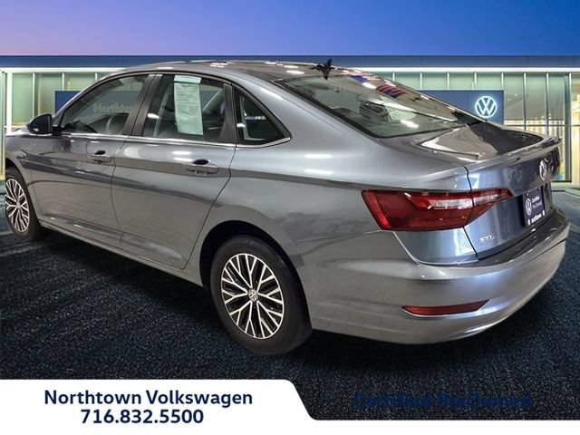 Certified 2021 Volkswagen Jetta SE FWD image 4