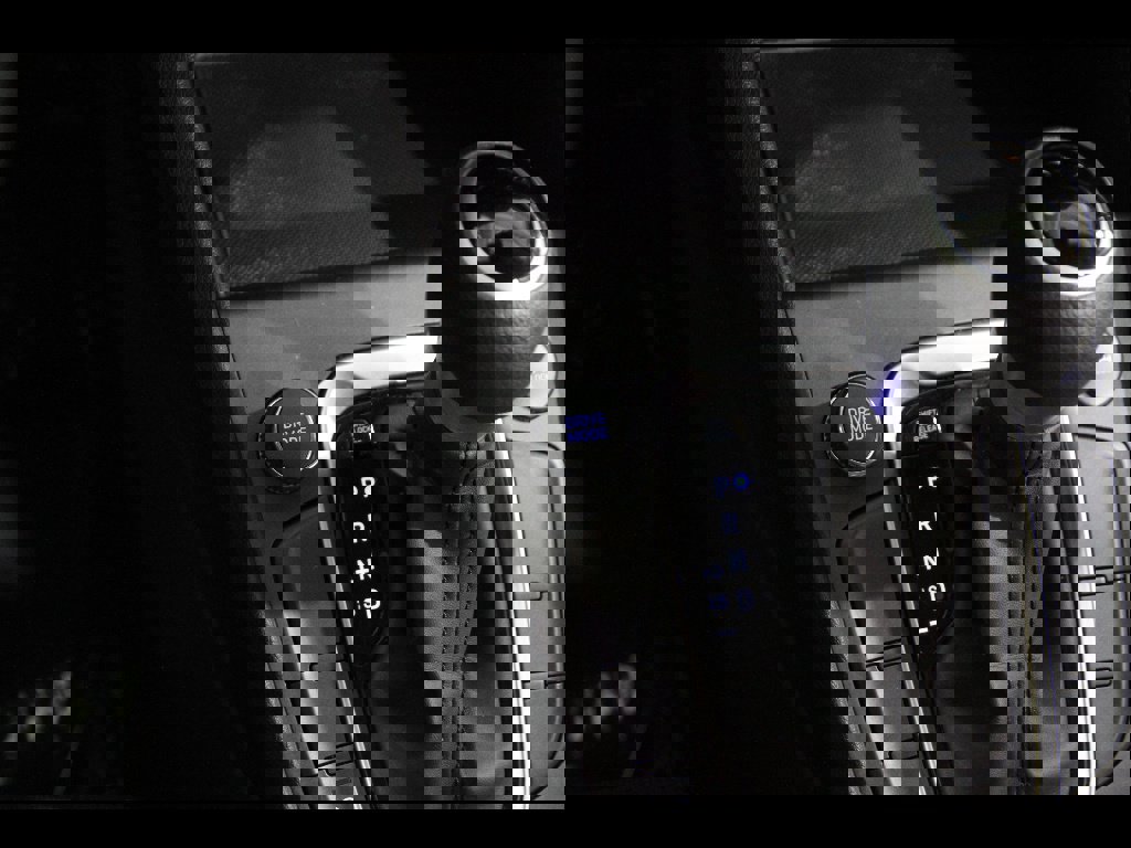 Certified 2023 Hyundai Kona SEL AWD/4WD image 15