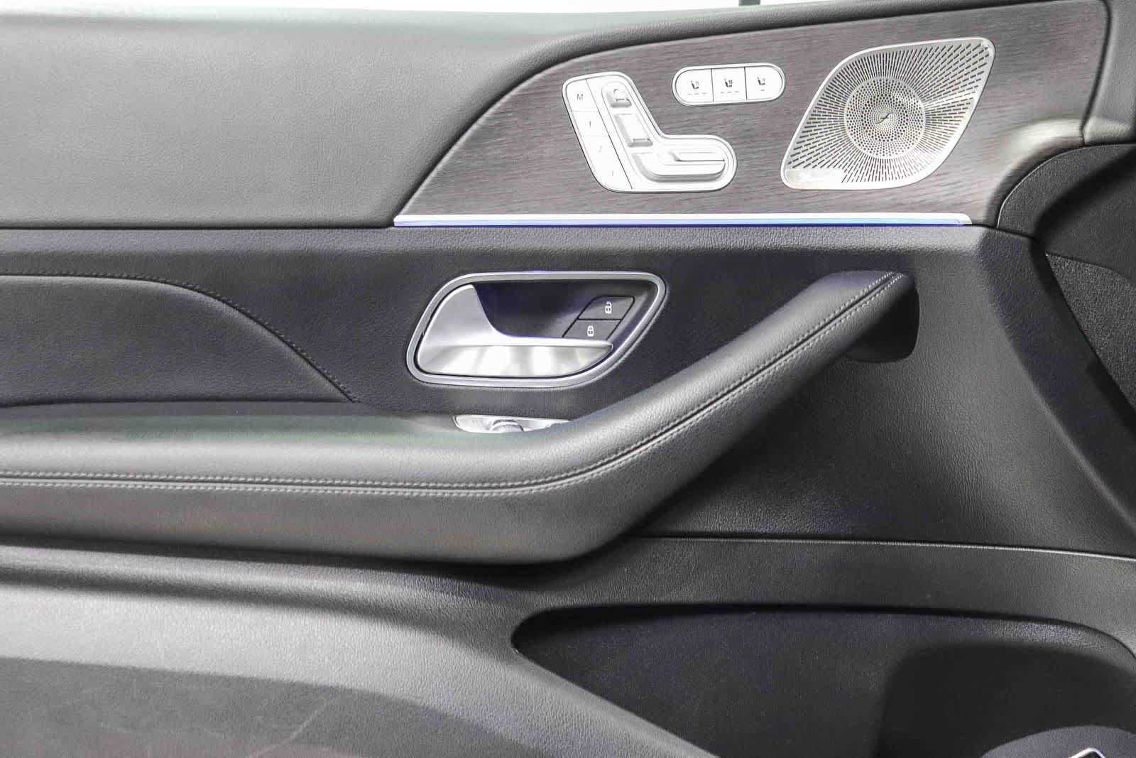 Certified 2025 Mercedes-Benz GLS 450 4MATIC image 21