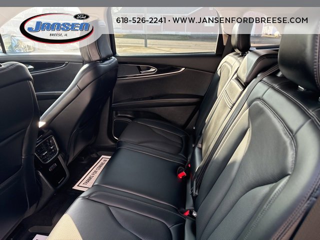 Used 2022 Lincoln Nautilus Reserve image 25