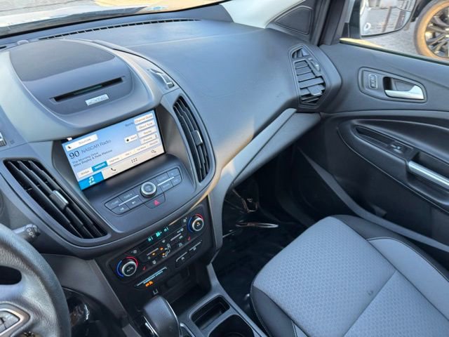 Certified 2018 Ford Escape SE w/ SE Sync 3 Package image 25