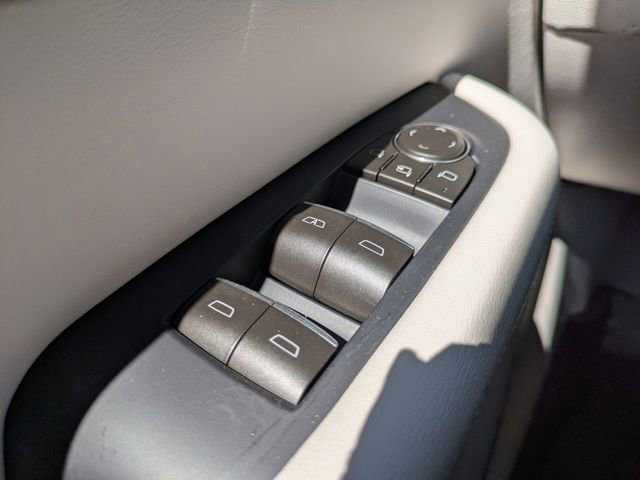 New 2026 Buick Enclave Avenir FWD image 32