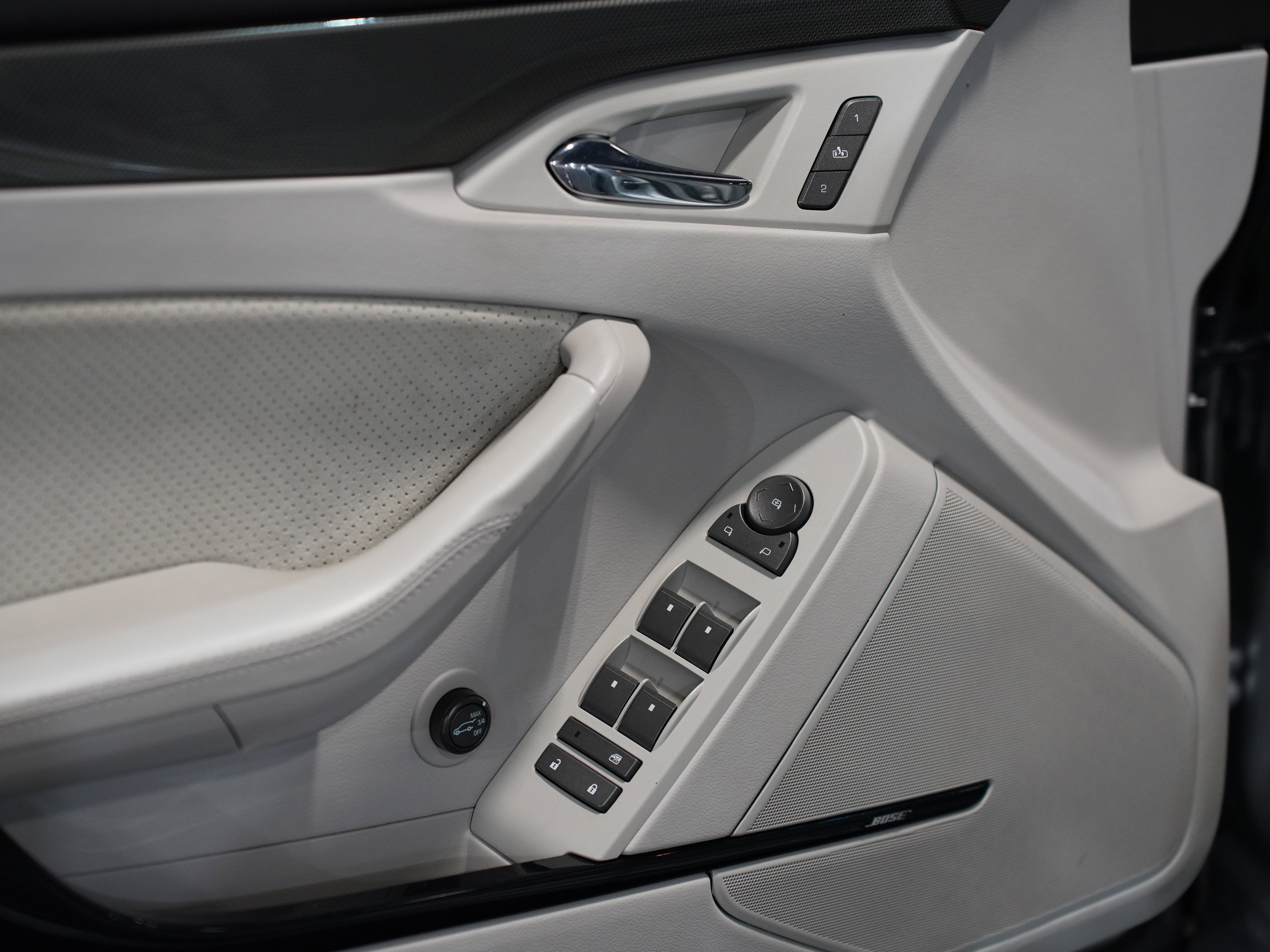 Used 2013 Cadillac CTS V image 21