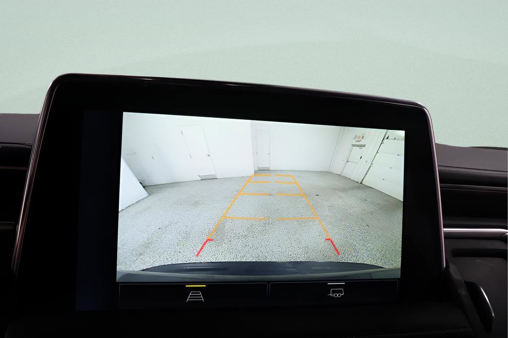 Used 2023 Chevrolet Suburban Premier AWD/4WD image 14