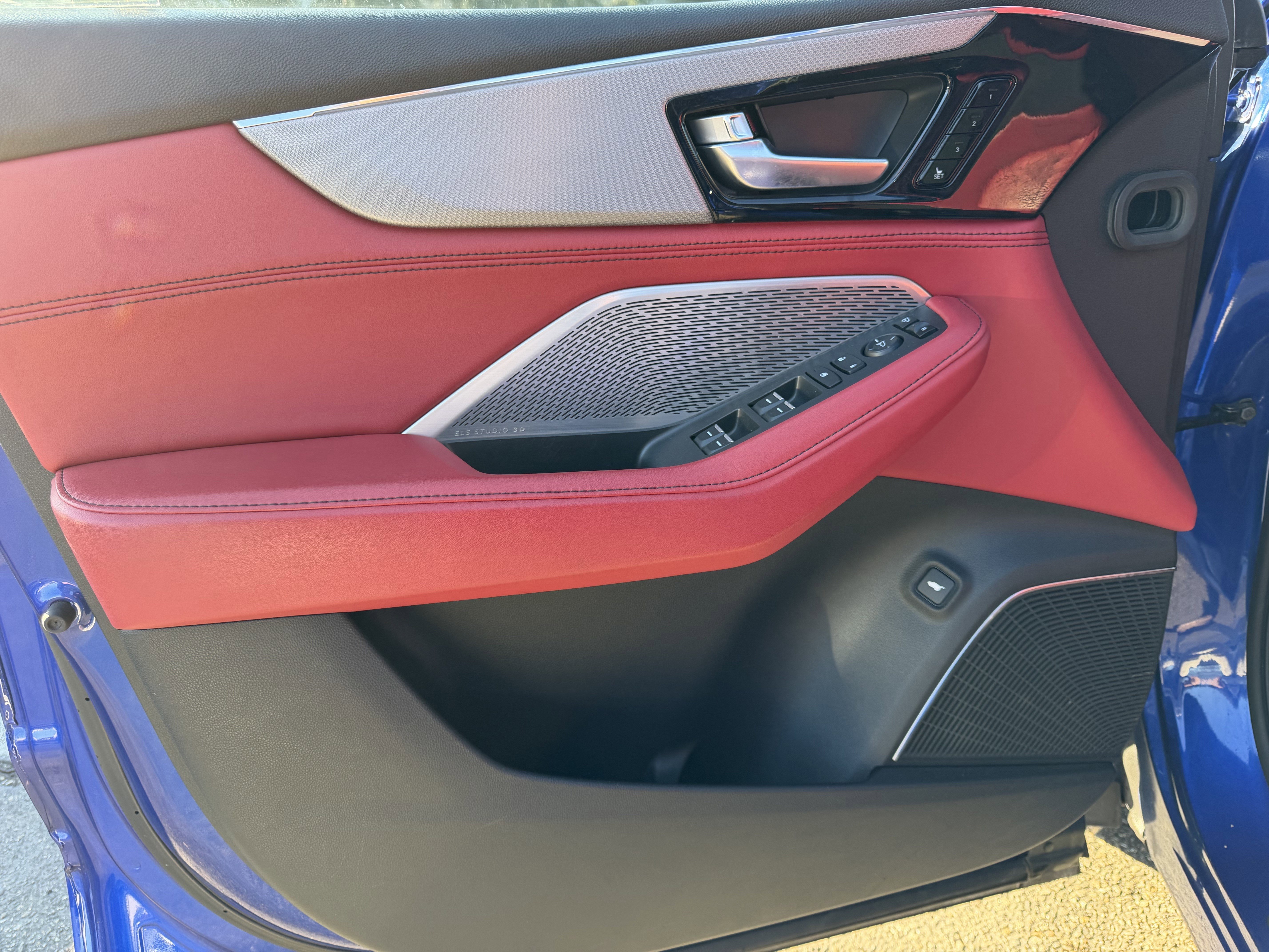 Used 2022 Acura MDX A-Spec image 12