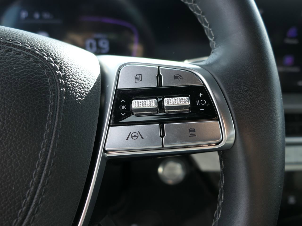 Used 2025 Kia Telluride AWD image 20