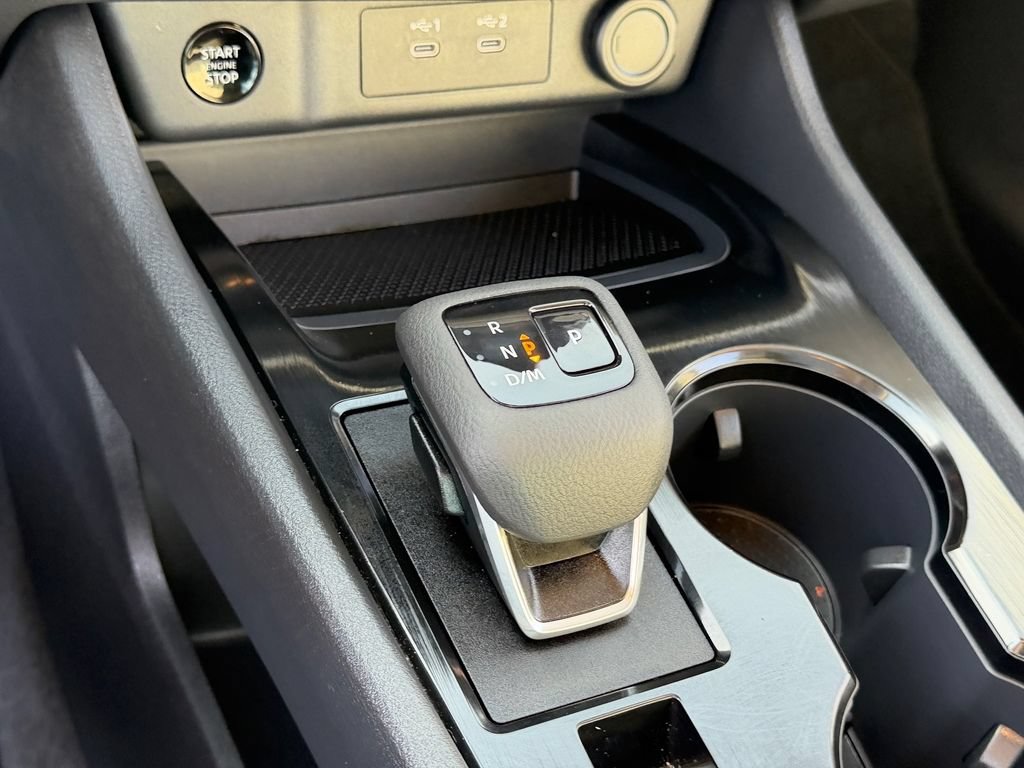 Used 2026 Nissan Rogue Dark Armor FWD image 22