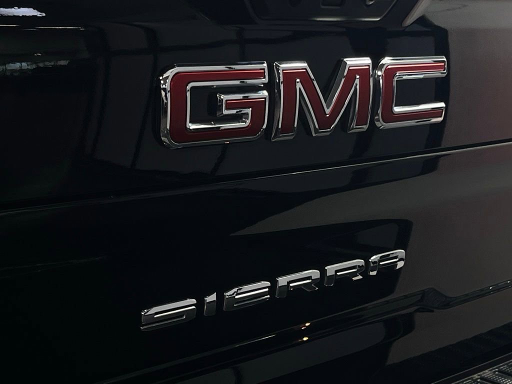 Used 2024 GMC Sierra 2500 SLT w/ SLT Premium Package image 29