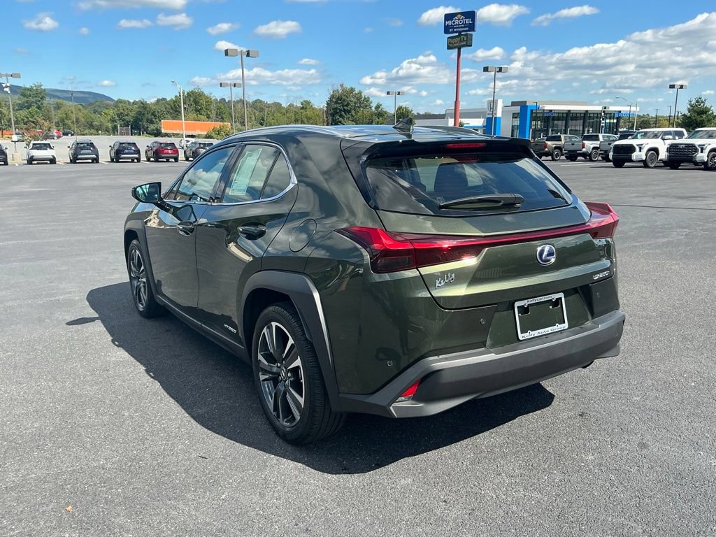 Used 2021 Lexus UX 250h w/ Premium Package AWD/4WD image 12