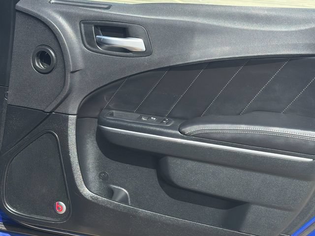 Used 2018 Dodge Charger R/T w/ Plus Group RWD image 17