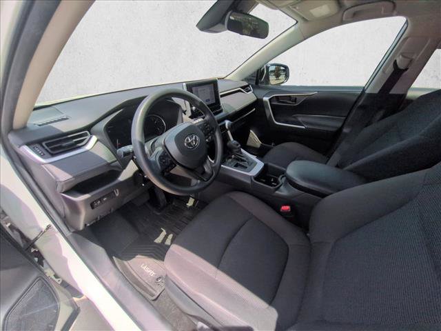 Used 2023 Toyota RAV4 LE FWD image 10