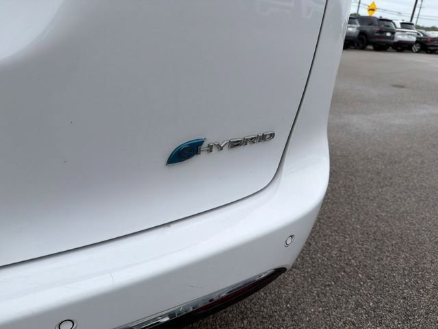 Used 2024 Chrysler Pacifica Limited FWD image 42