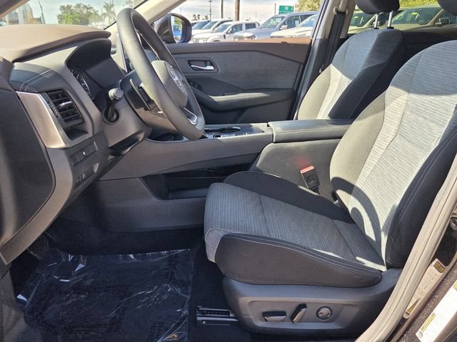 Used 2023 Nissan Rogue SV FWD image 12